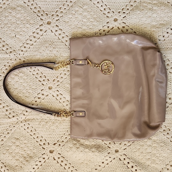 Michael Kors | Nude Patent Leather Shoulder Bag - Picture 1 of 8